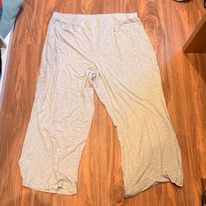 Old Navy Heather Gray Women's Pajama Pants